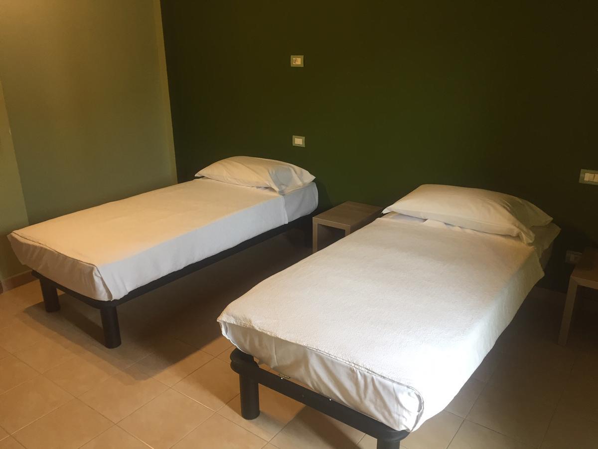 Mrhostel Milano Ngoại thất bức ảnh